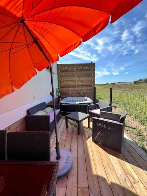 T2 Neuf, Terrasse Et Spa Prive Josse Exterior foto